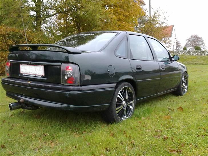 Opel vectra 1.8 i 4 dørs.solgt billede 7