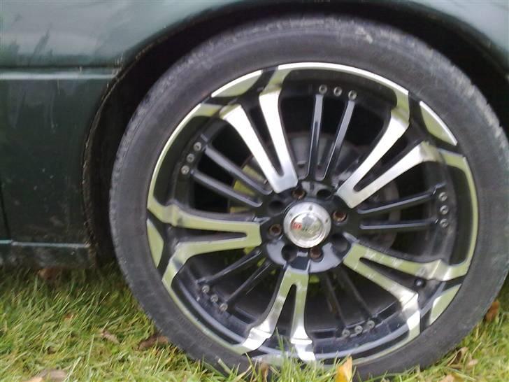 Opel vectra 1.8 i 4 dørs.solgt billede 9