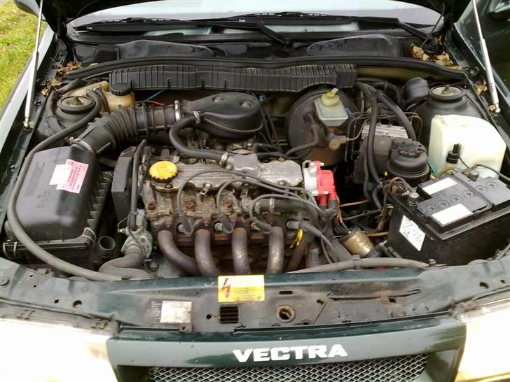 Opel vectra 1.8 i 4 dørs.solgt billede 12