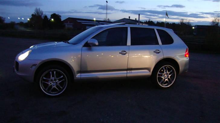Porsche Cayenne Turbo Solgt billede 6