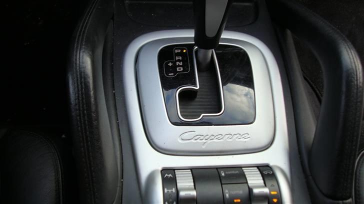 Porsche Cayenne Turbo Solgt billede 17