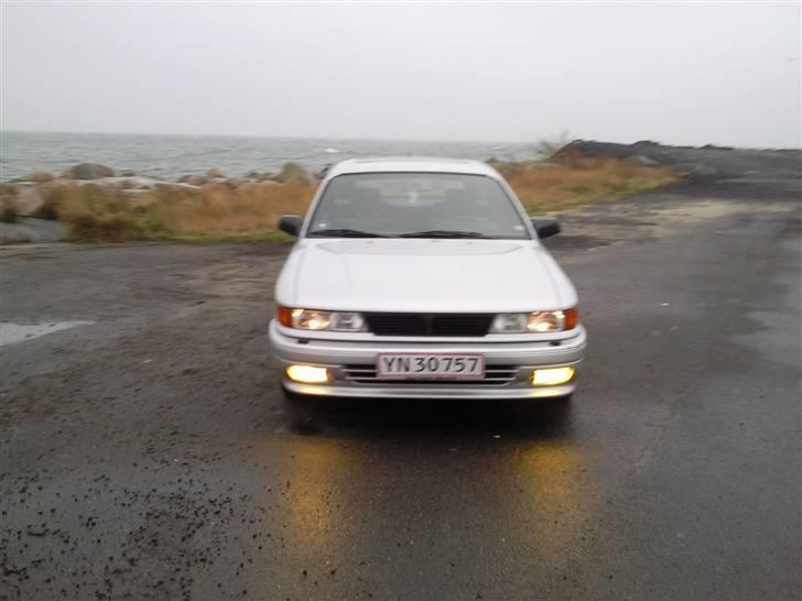 Mitsubishi Galant 2.0  solgt billede 4