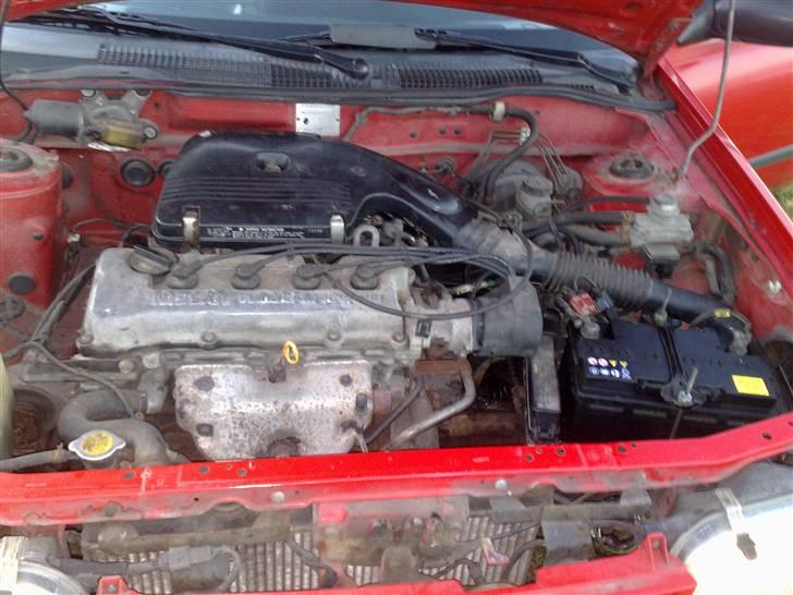 Nissan sunny N14 totalskadet - motor ? uden kn filter billede 6
