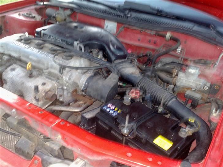Nissan sunny N14 totalskadet - motor ? uden kn filter billede 7
