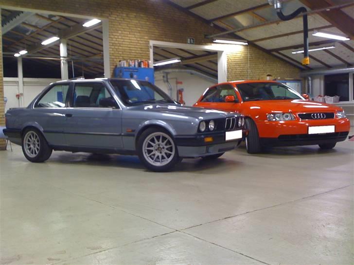BMW E30 320I 2D - Ny poleret, sammen med Cralle´s A3´er..  billede 3