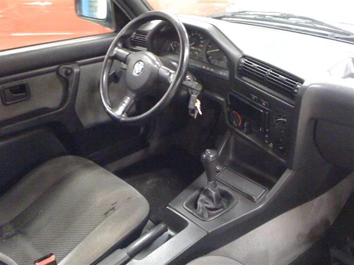 BMW E30 320I 2D billede 19