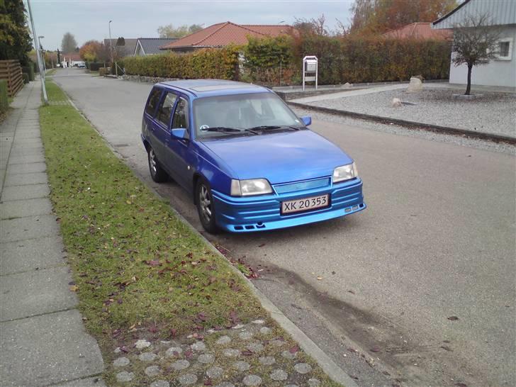 Opel Kadett E Stc. billede 1