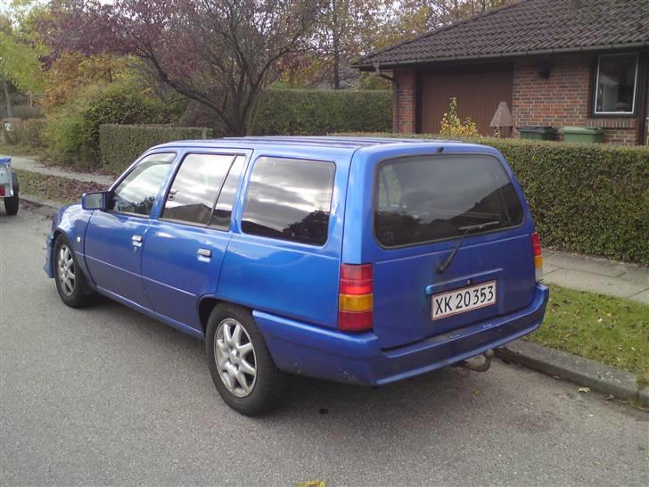 Opel Kadett E Stc. billede 3