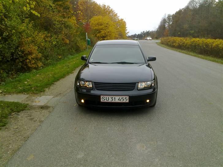 VW Passat 1.8 20v SOLGT billede 2