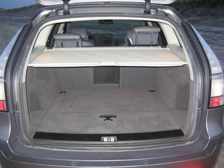 Saab 9-3 1,8T SC - Plads til barnevognen billede 12