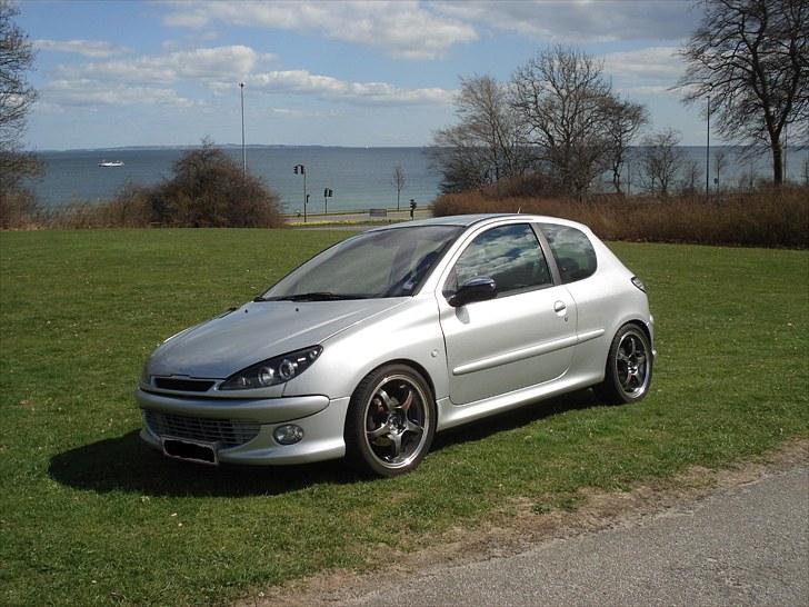Peugeot 206 2.0 16V GTI // Solgt - Forår 2010 billede 1