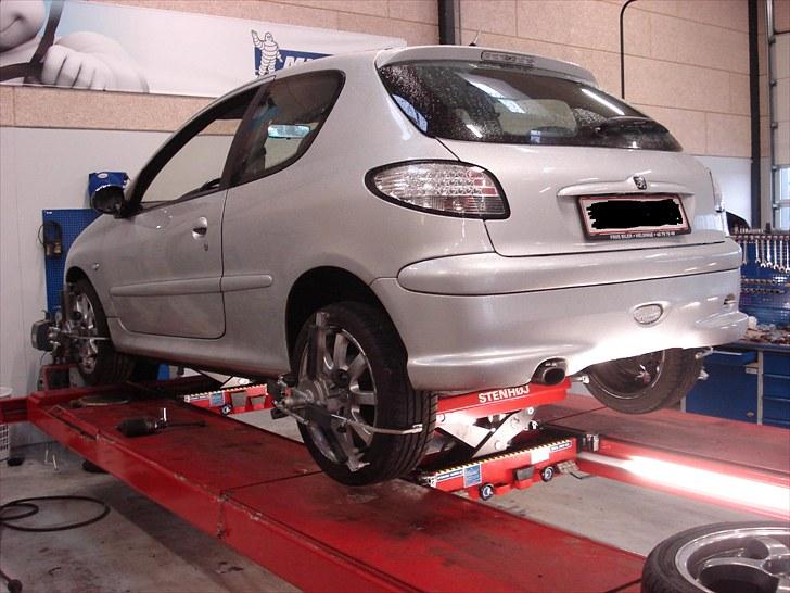 Peugeot 206 2.0 16V GTI // Solgt - 4 hjulsudmåling billede 10