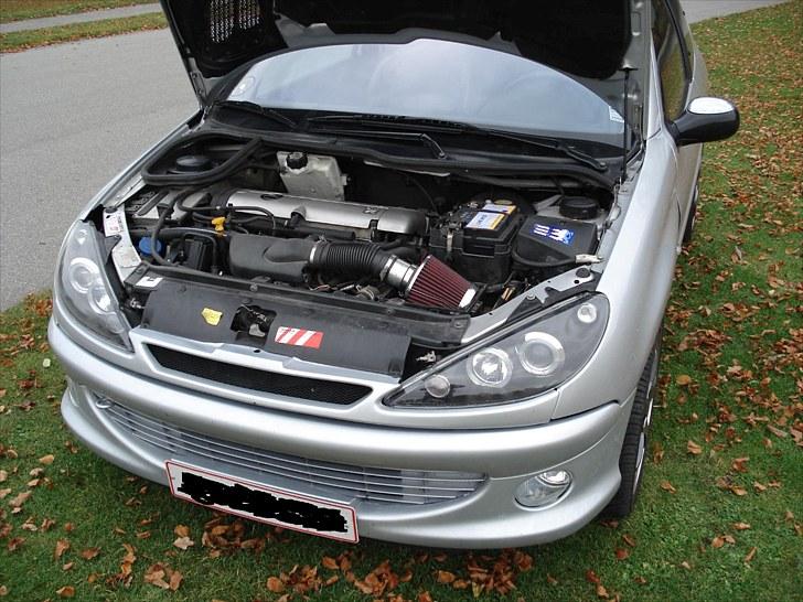 Peugeot 206 2.0 16V GTI // Solgt - Maskinrummet billede 15