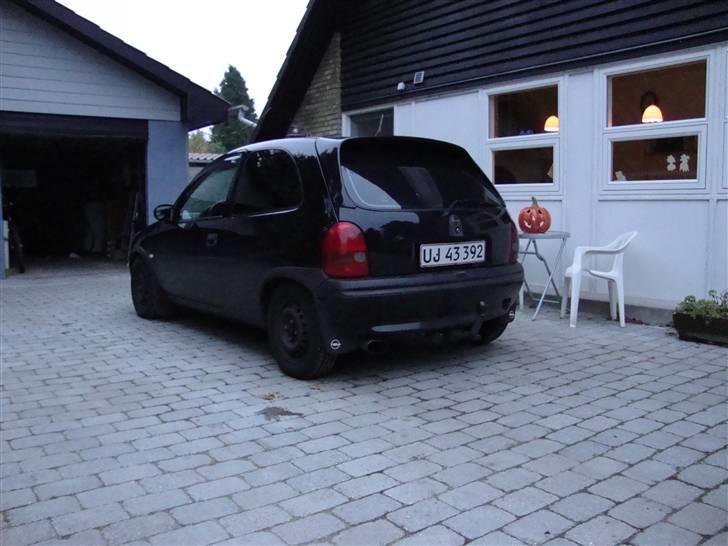 Opel corsa b  sport billede 9