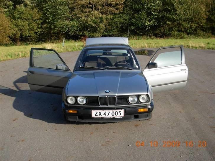 BMW 320i billede 12