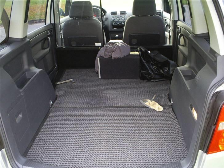 VW Touran 2.0 TDi Trendline billede 8