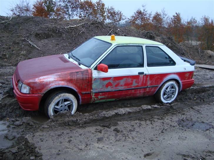 Ford Escort Mk IV(DØD) billede 2