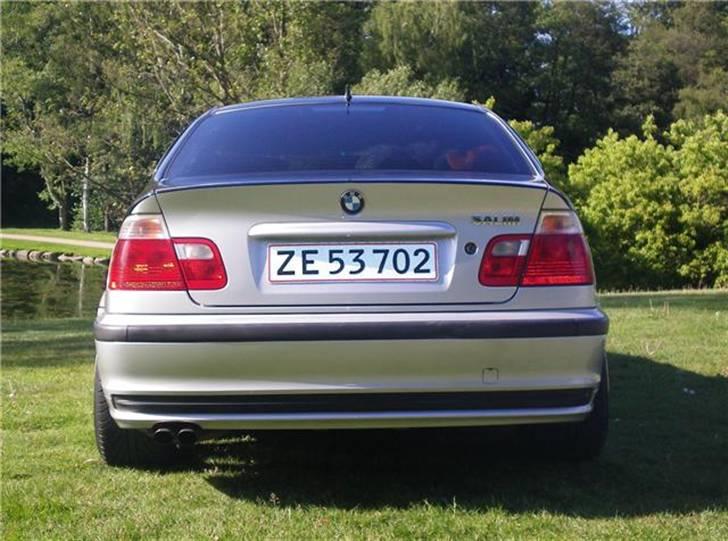 BMW 323i billede 4