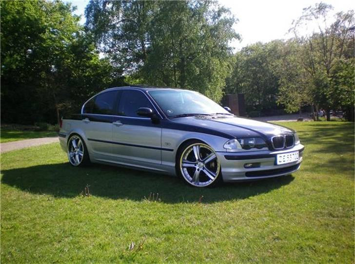 BMW 323i billede 10