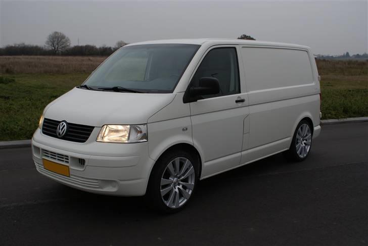 VW Transporter 2,5 TDI billede 3