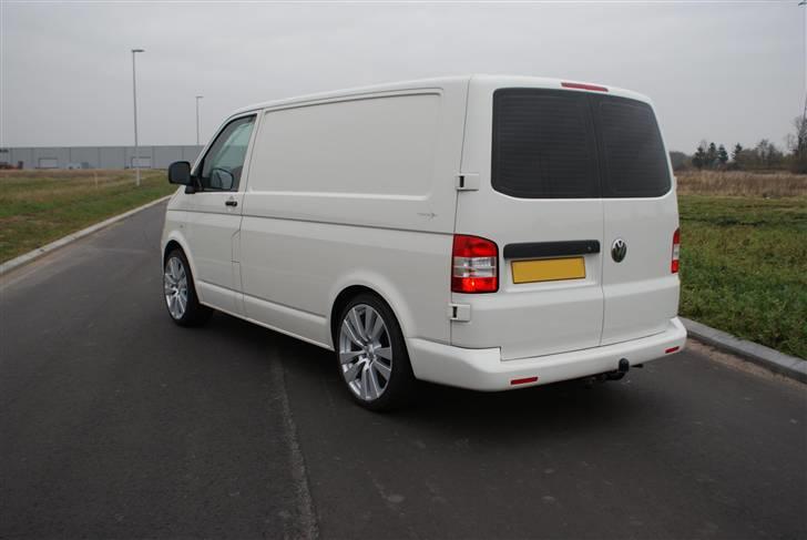VW Transporter 2,5 TDI billede 4