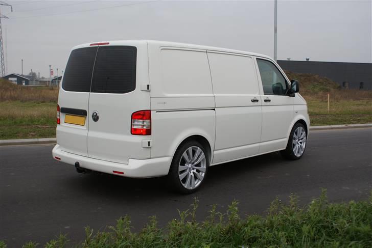 VW Transporter 2,5 TDI billede 5