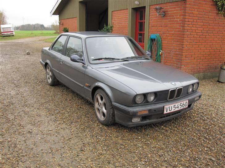 BMW E30 solgt billede 3