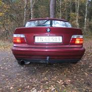 BMW 318i E36