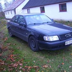 Audi 100