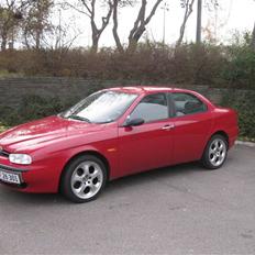 Alfa Romeo 156