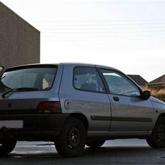 Renault Clio 1,4S