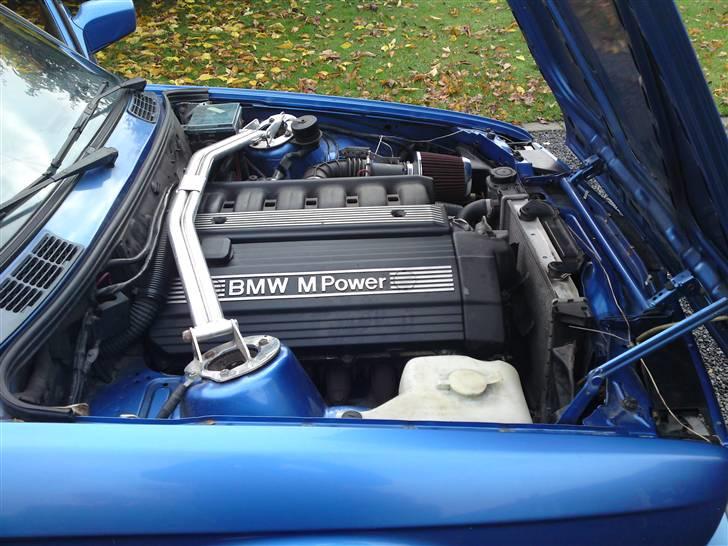 BMW E30 2,5 24v VANOS - M50 B25 24v billede 1