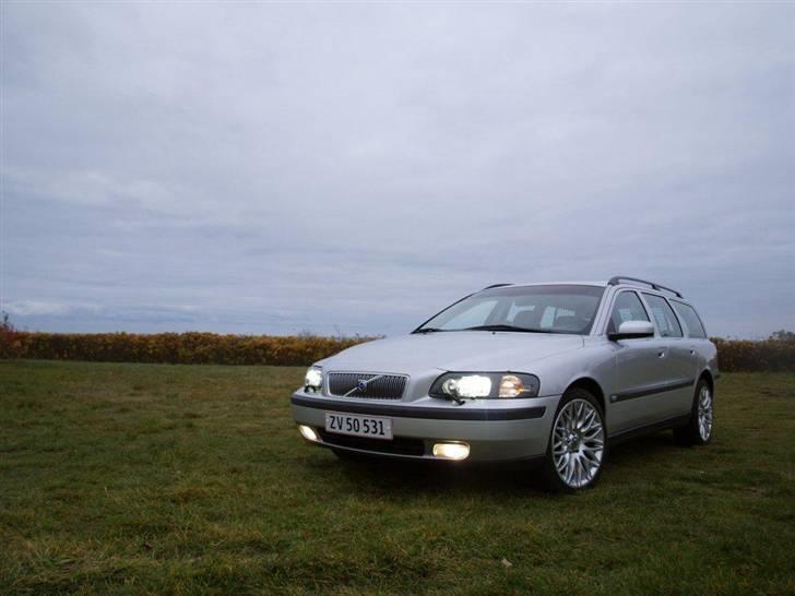 Volvo V70 D5 - SOLGT - billede 15