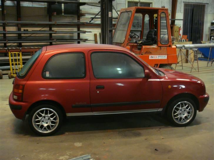 Nissan micra 1,3 billede 4
