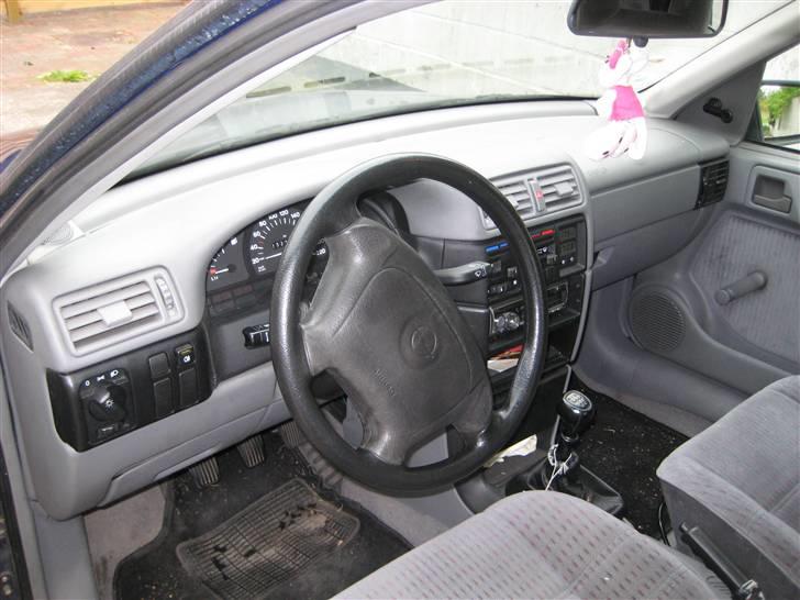 Opel Vectra A 1.8i billede 4