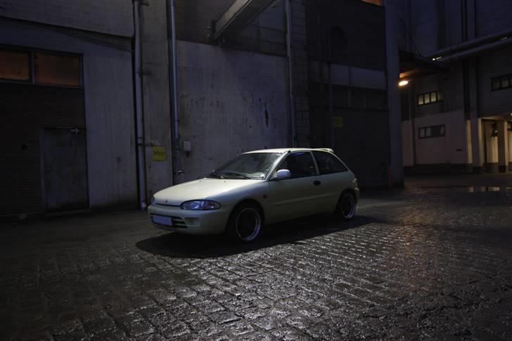 Mitsubishi Colt 1,3 GLXi billede 2