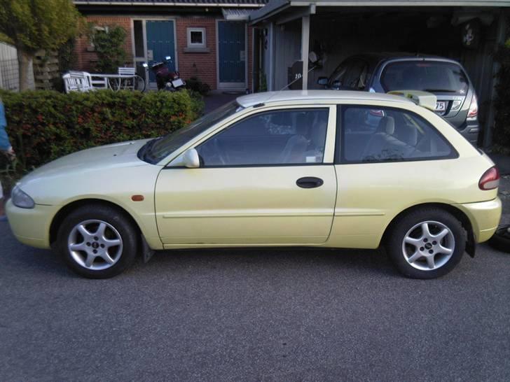 Mitsubishi Colt 1,3 GLXi - bilen da jeg købte den billede 18