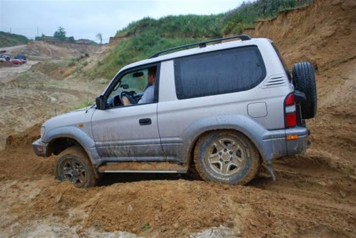 Toyota landcrusier gx 90 billede 4