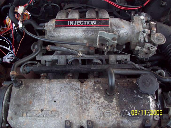 Mazda 323 1,3 glx  billede 13