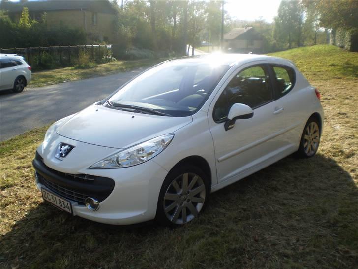 Peugeot 207 GT billede 3
