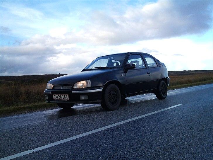 Opel kadett solgt - på 13" oz vinterfælge billede 12