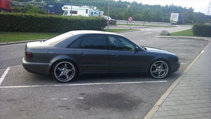 Audi S8 "custom" SOLGT!! - bemærk de brede bagskærme.. billede 3