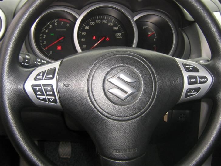 Suzuki Grand Vitara SOLGT billede 7