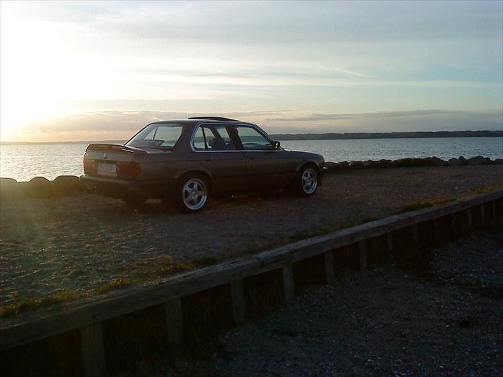 BMW 325I    E30  billede 2