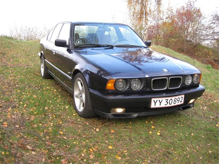 BMW 540i V8 • 6-speed • E34 billede 1