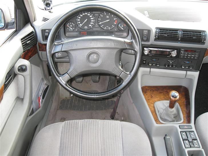 BMW 540i V8 • 6-speed • E34 billede 17