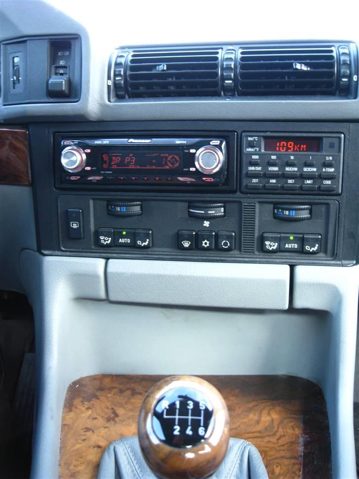 BMW 540i V8 • 6-speed • E34 billede 18