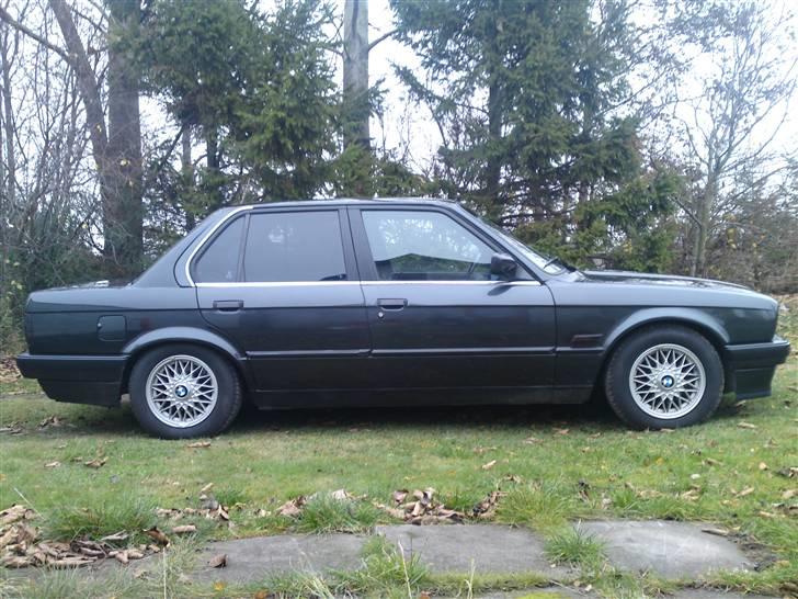 BMW 325i  e30 (solgt) billede 8