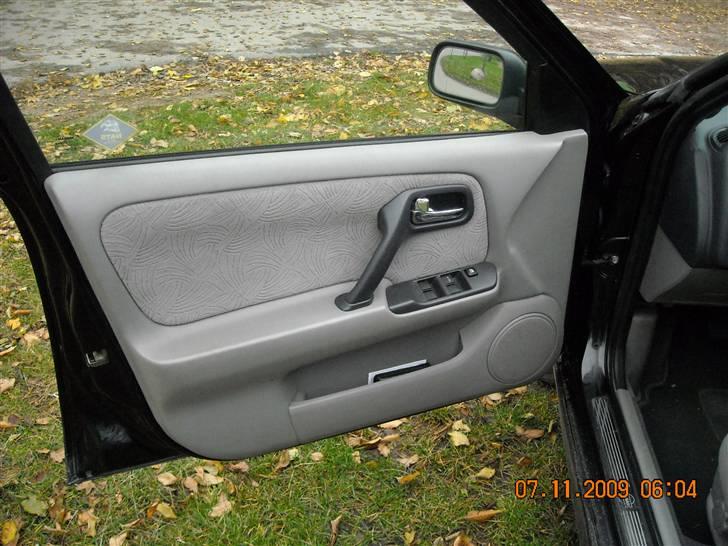 Nissan Primera ( taget retur ) billede 6