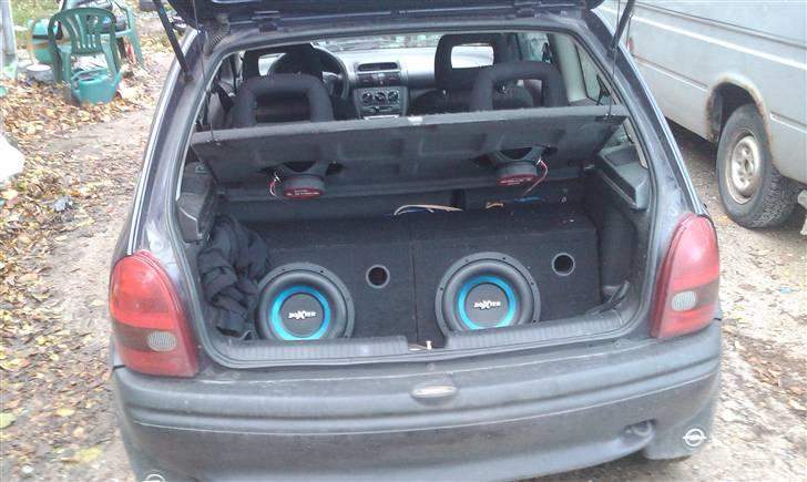 Opel Corsa 1,4 i Sport billede 8